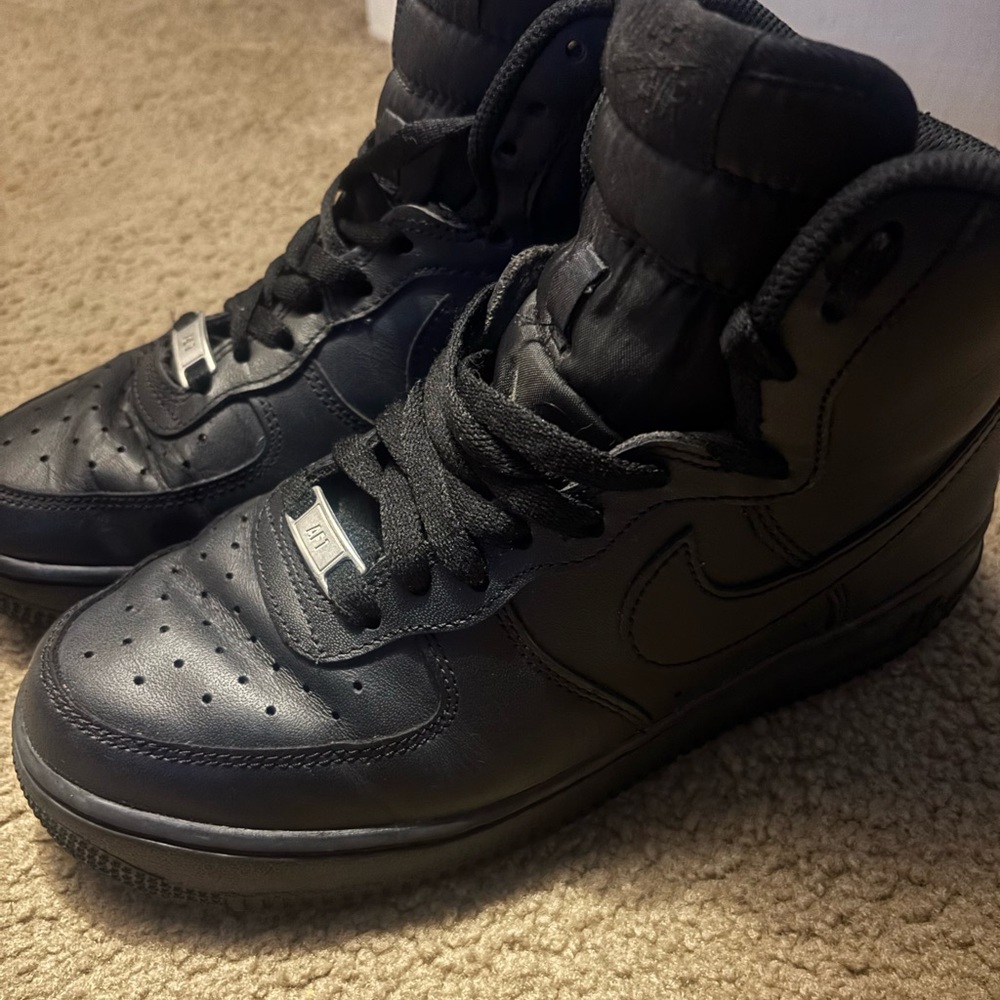 Nike Black High-Top Air Force 1
